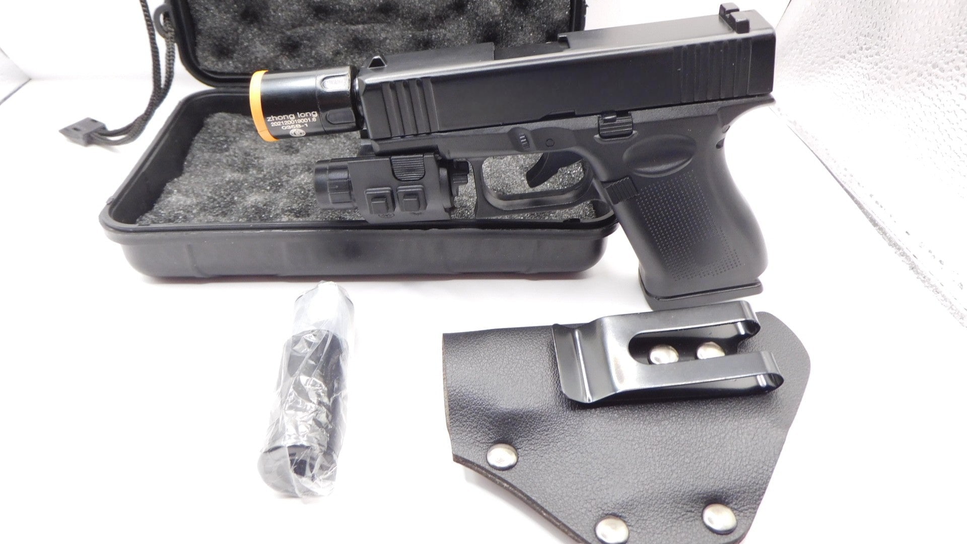 Futuristic Model 17 Gen 5 Gun Shape Jet Torch Lighter Slide Action Series 9X19 - Lighter Deals USA