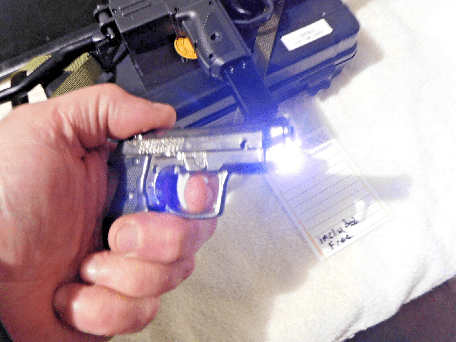 Mini UZI Submachine Gun Pistol Jet Torch Lighter Combo - Lighter Deals USA