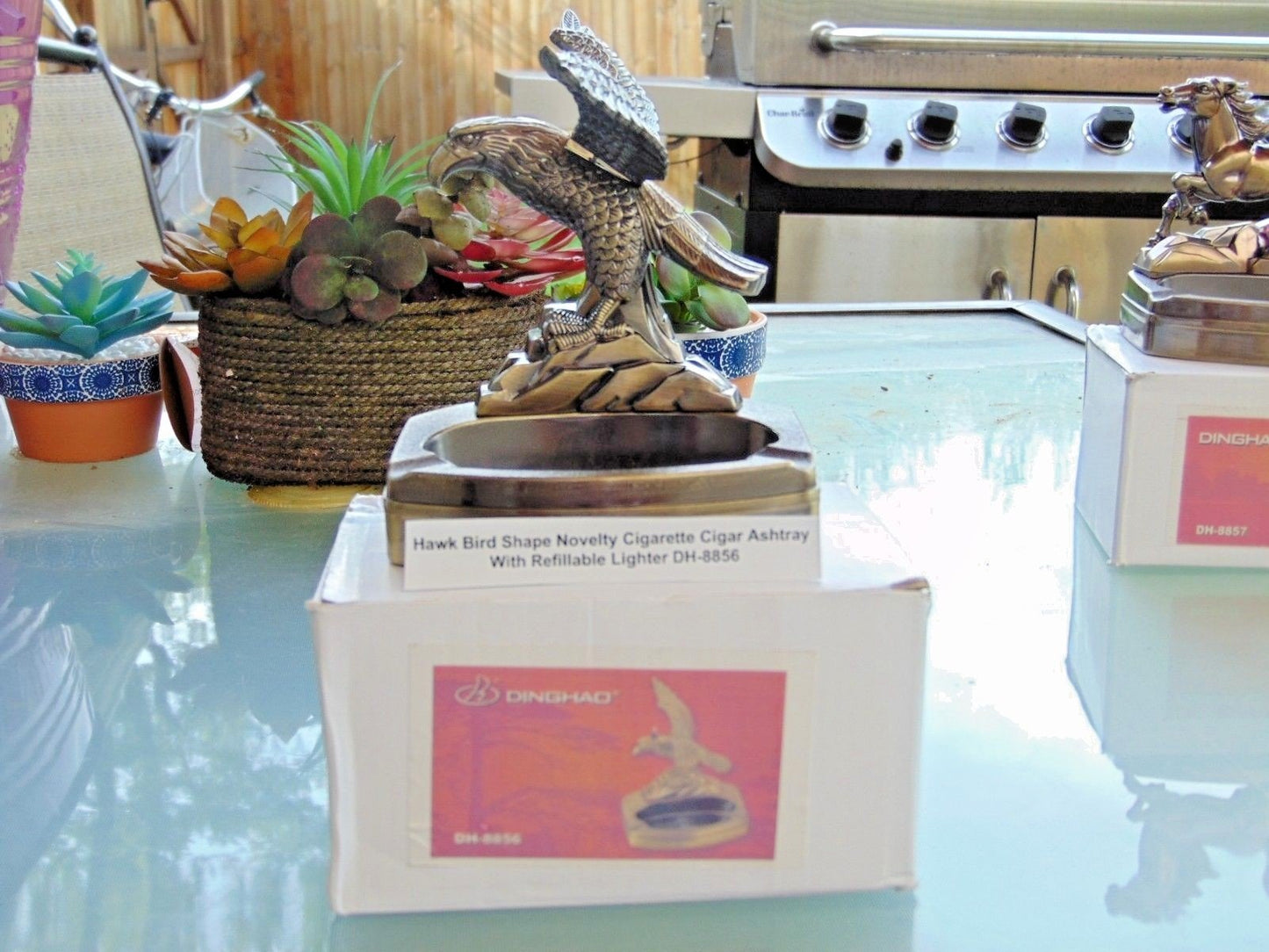 Novelty Hawk Bird Shape Ashtray With Refillable Lighter USA Stocked An - Lighter Deals USA