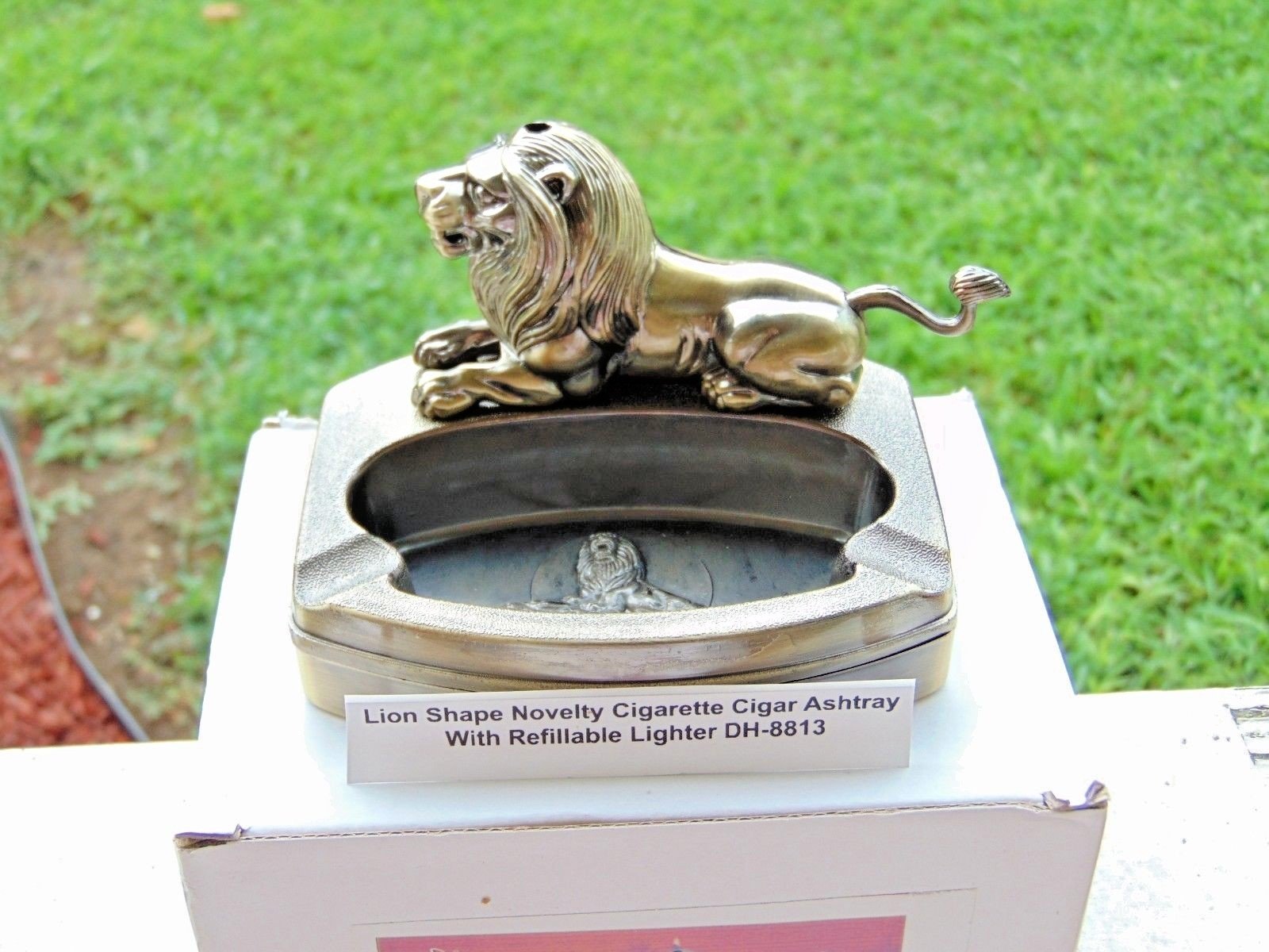 Novelty Lion Shape Ashtray With Refillable Lighter USA Stocked And Shi - Lighter Deals USA