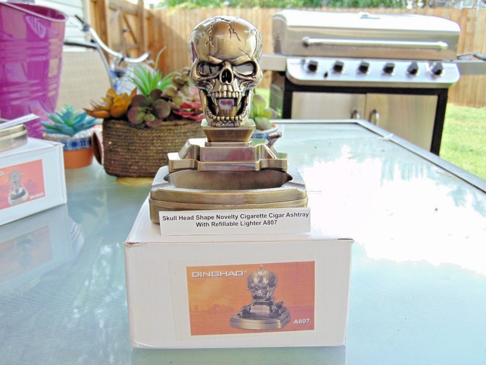 Novelty Skull Shape Cigarette Cigar Ashtray With Refillable Lighter US - Lighter Deals USA