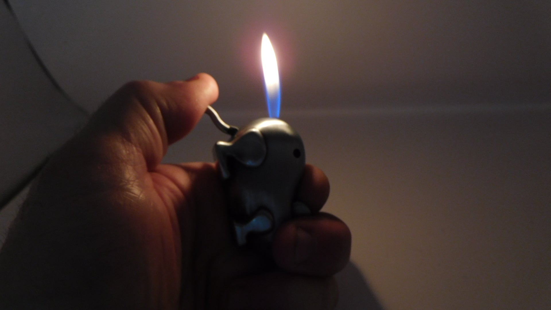 Pewter Metal Mouse Shape Butane Lighter USA Stocked and Shipped - Lighter Deals USA