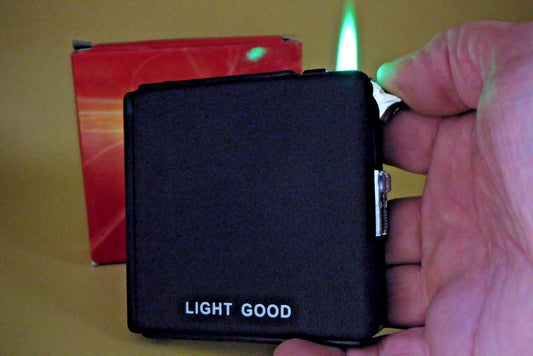 Sturdy Cigarette Case With Built In Jet Torch Lighter King Size USA St - Lighter Deals USA