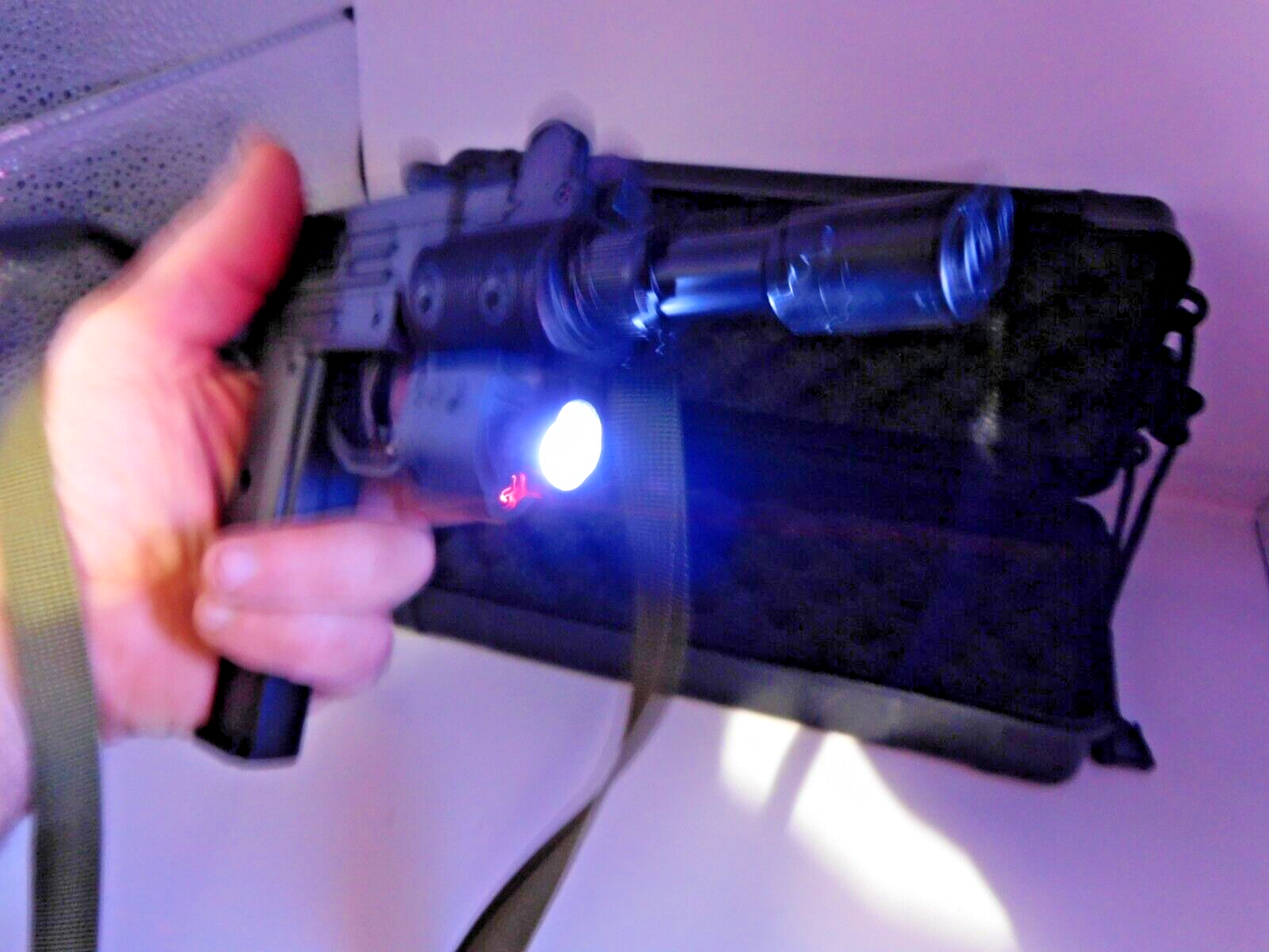 UZI 9mm Submachine Gun Pistol Jet Torch Lighter Combo Terminator Edition - Lighter Deals USA